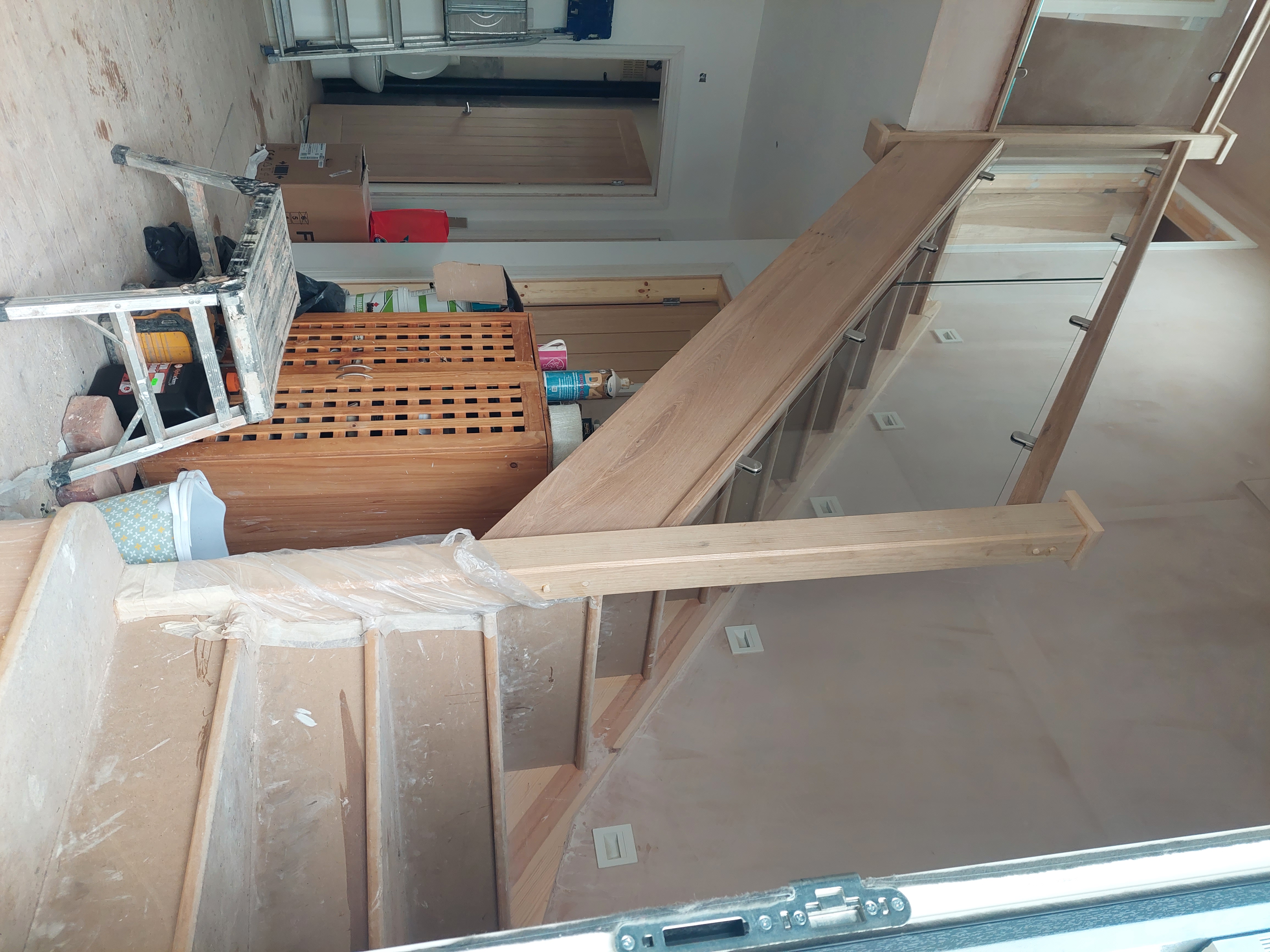 Modern oak and glass staircase